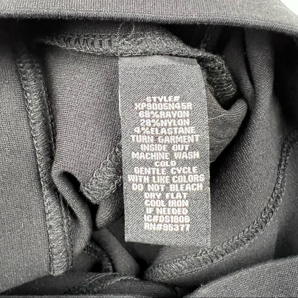 NWOT - Sanctuary XS Pull On Black Leggings, Back Pockets, Stretchy - Picture 14 of 14